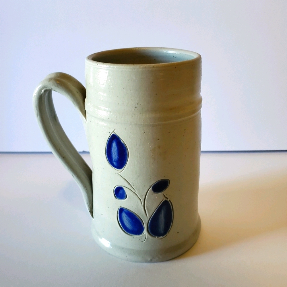 Williamsburg Pottery Mug
